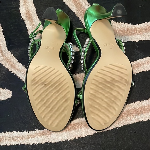 Zara Metallic Heeled Sandals - Picture 7 of 7